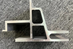 擠壓鋁型材具有哪些特點？